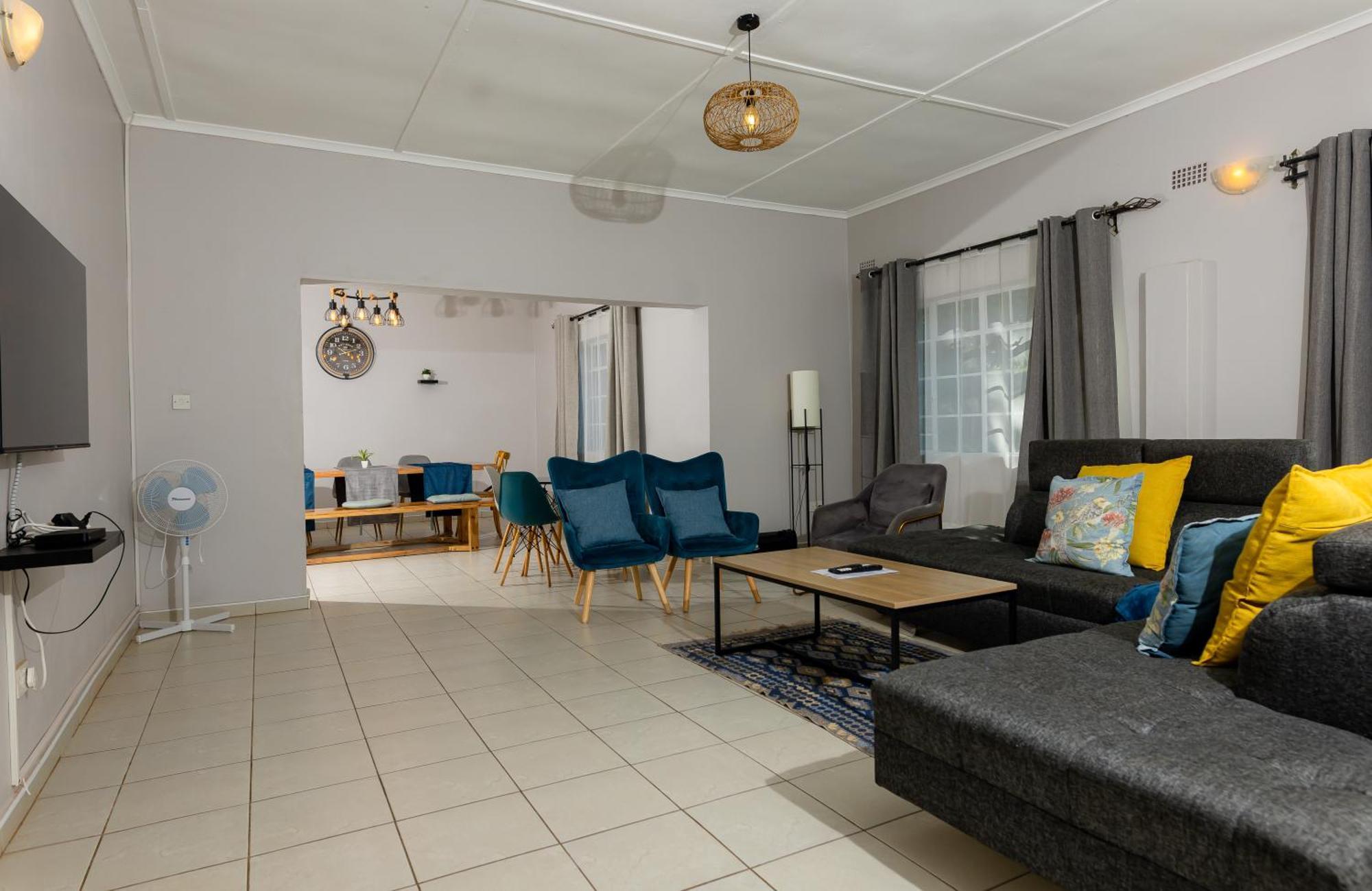 Hungwe House Villa Victoria Falls Esterno foto