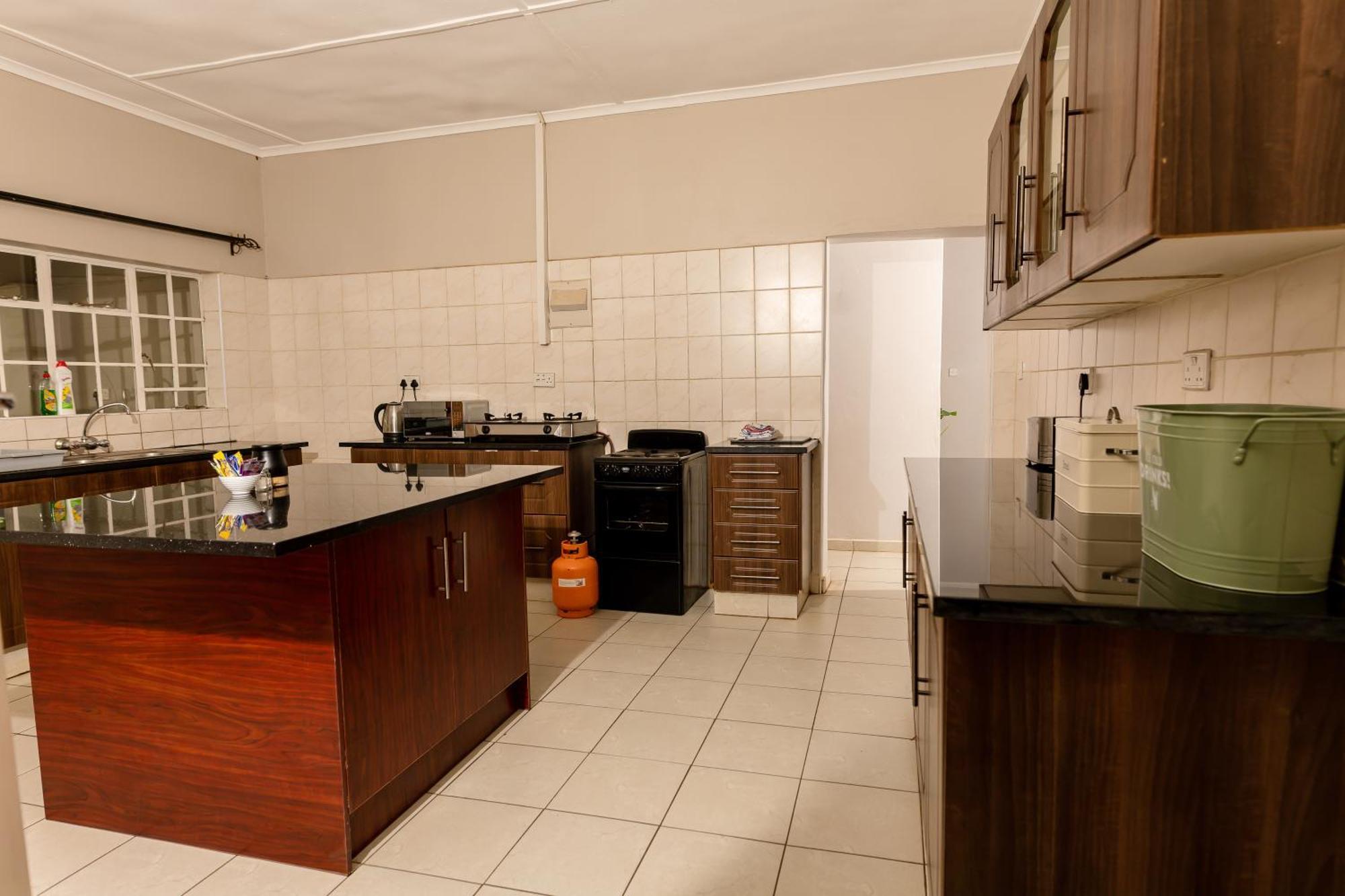 Hungwe House Villa Victoria Falls Esterno foto
